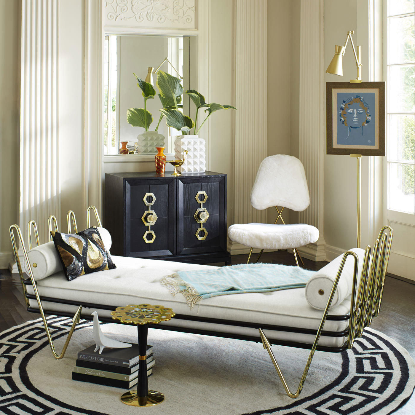 Greek Key Border Flatweave Round Rug